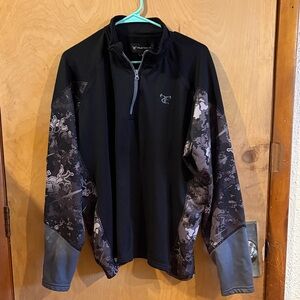 Men's Black and Gray Camouflage Quarter-Zip Jacket